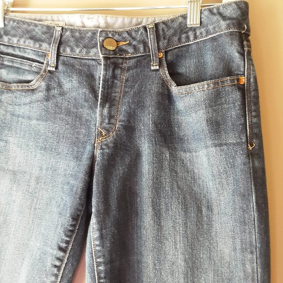 Gap 1969 Real Straight Dark Wash Jeans Cropped Size 30/10 - Picture 4 of 15